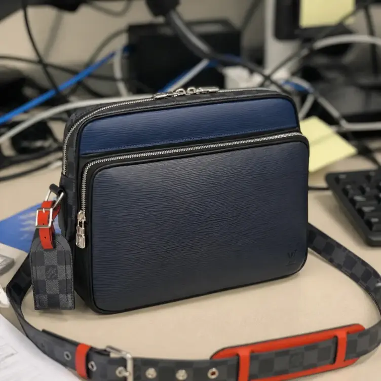 2018 Men Nil Slim Epi Patchwork Bag M51466 photo review