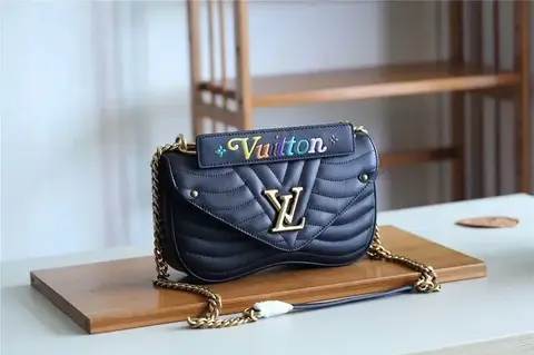 2018 Premium New Wave Chain Bag MM M51498 photo review