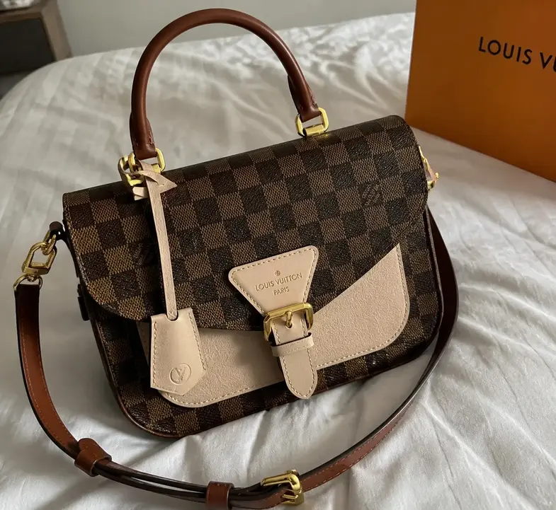 2019 Damier Ebene Trendy Crossbody-Creme N40148 photo review