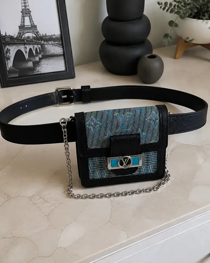 2019 Monogram LV Pop Bumbag Dauphine BB-Blue M68619 photo review