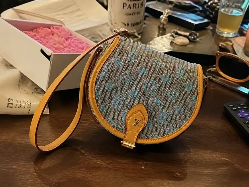 2019 Monogram LV Pop Tambourin-Blue M55459 photo review