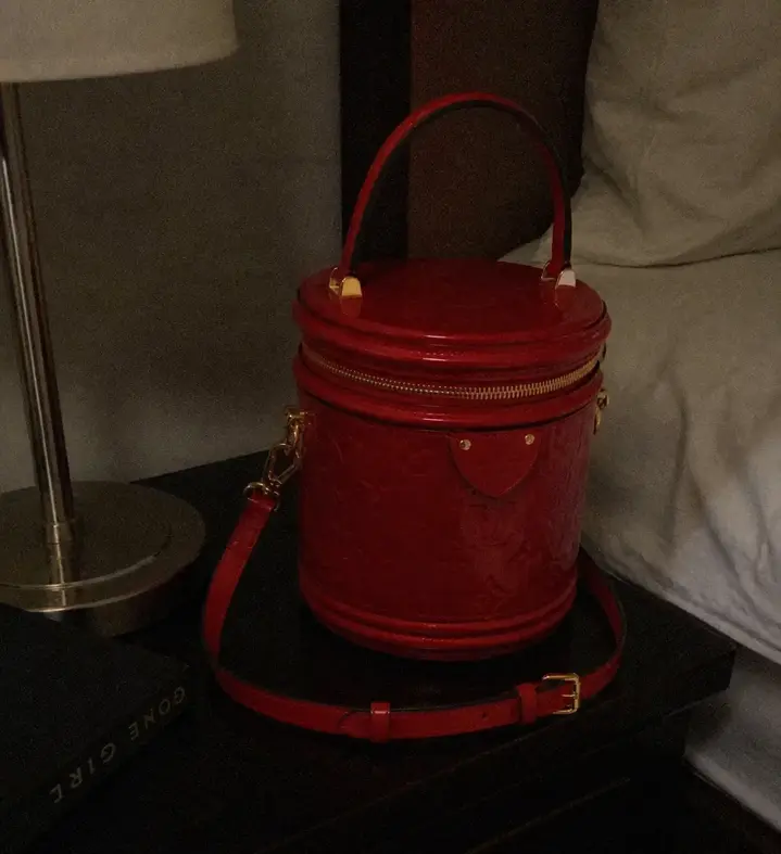 2019 Monogram Vernis Cannes-Red M53998 photo review