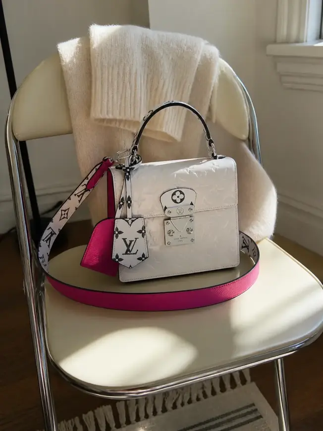 2019 Monogram Vernis Spring Street-Cream M90454 photo review
