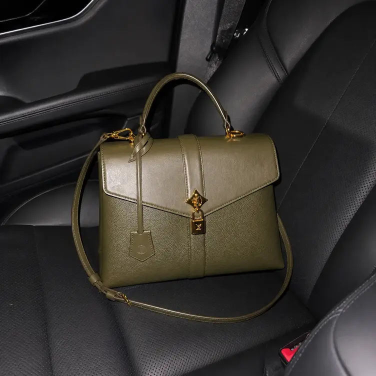 2019 Rose des Vents MM-Khaki M53819 photo review