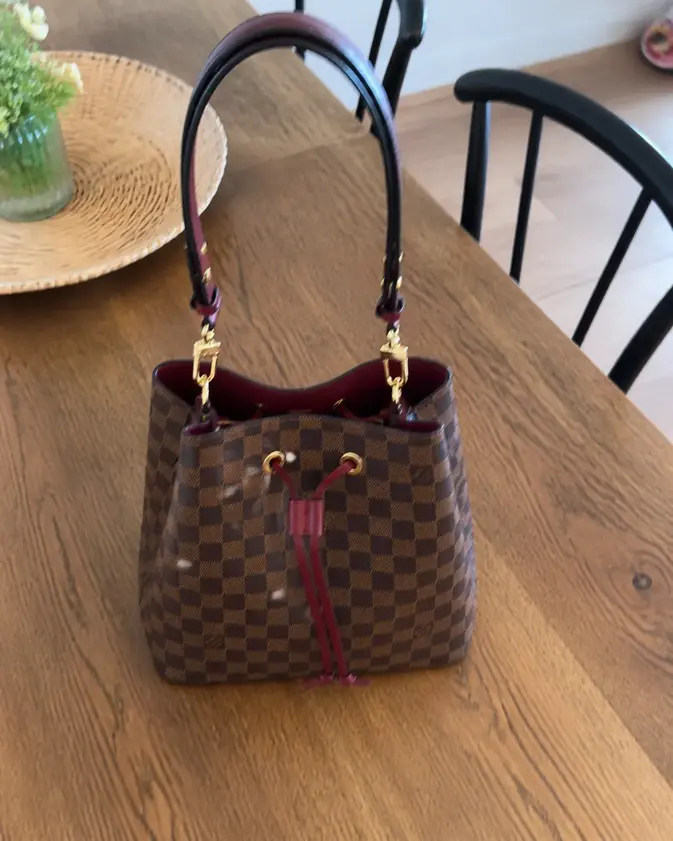 2020 Damier Ebene NeoNoe-Cherry Berry N40214 photo review