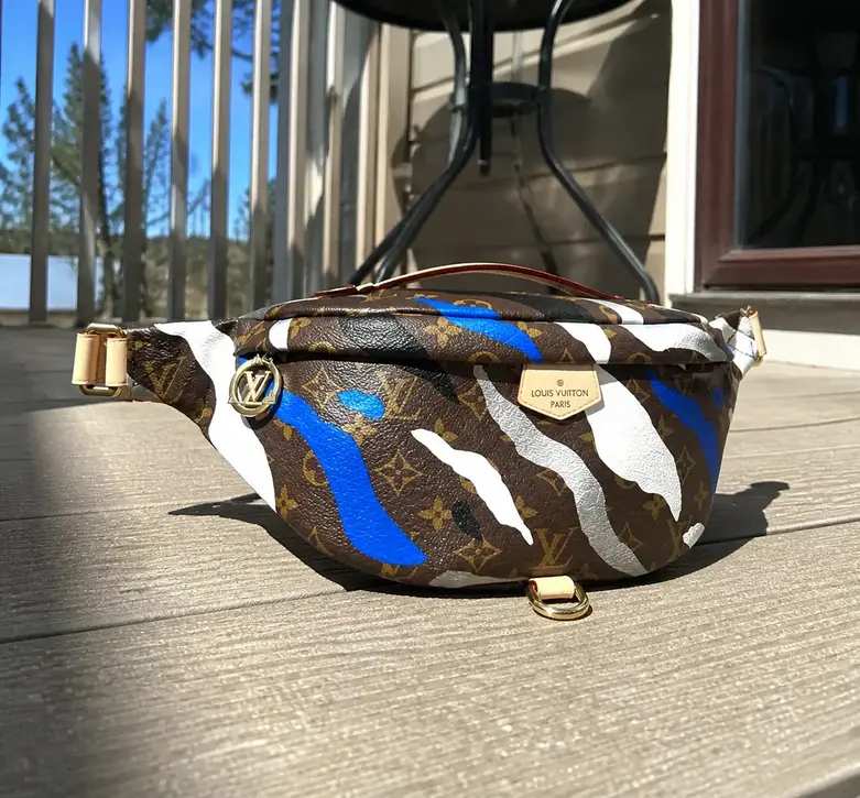 2020 LVXLOL BUMBAG M45106 photo review