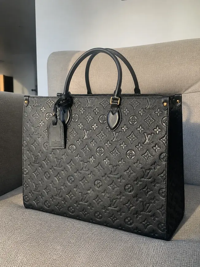 2020 Monogram Empreinte Onthego GM-Black M44923 photo review