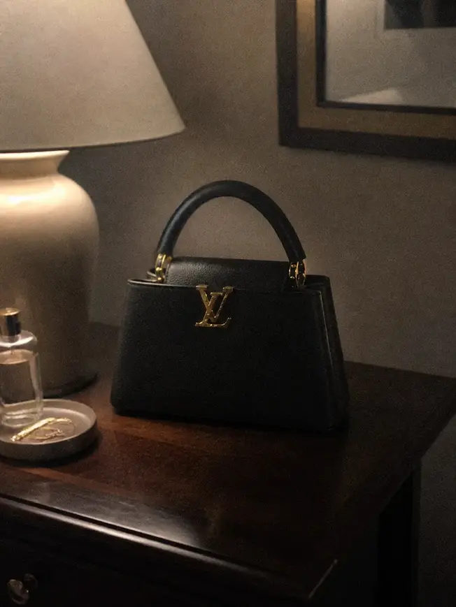 Capucines East-West MM Handbag M24664 photo review