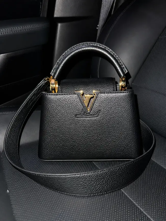 Capucines Mini Handbag M56071 photo review