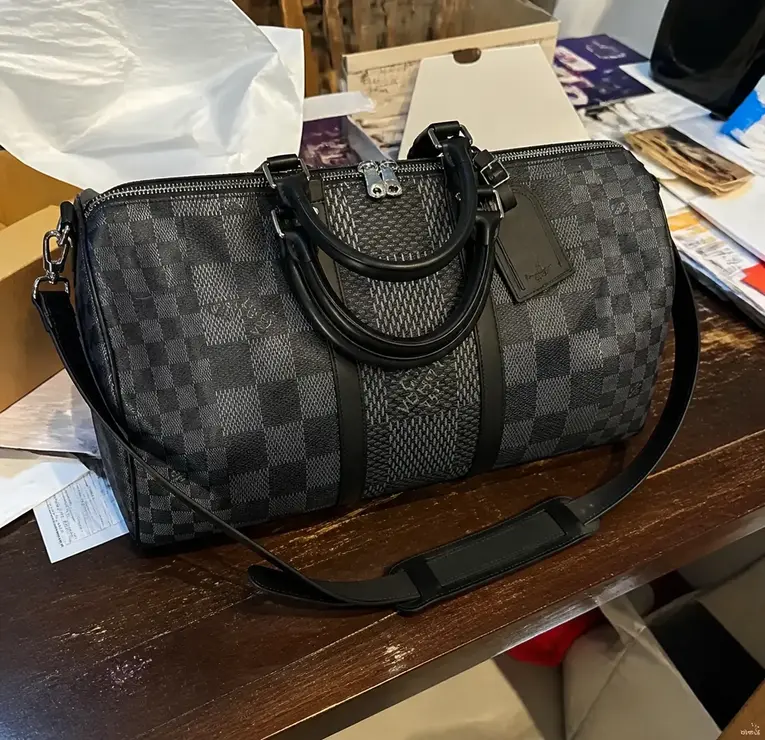 Damier Graphite 3D Keepall Bandouliere 50 N50016 photo review