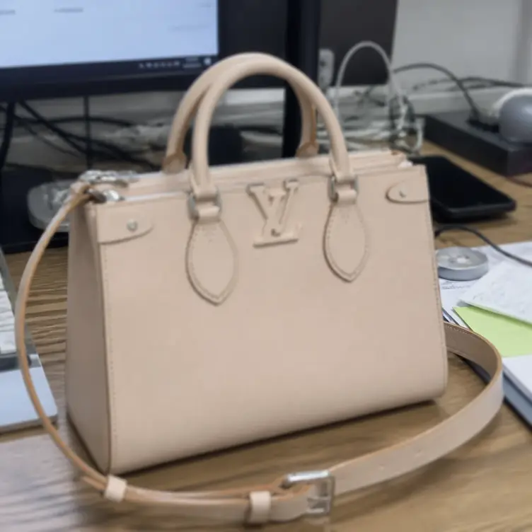 Epi Grained Grenelle Tote PM-White M57681 photo review