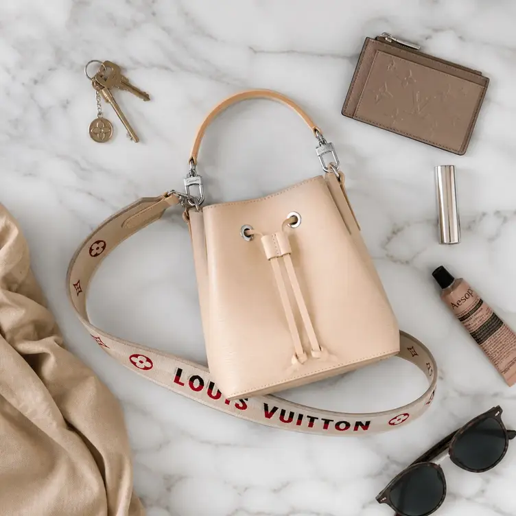 Epi Grained NeoNoe BB Bucket Bag-Cream M57693 photo review