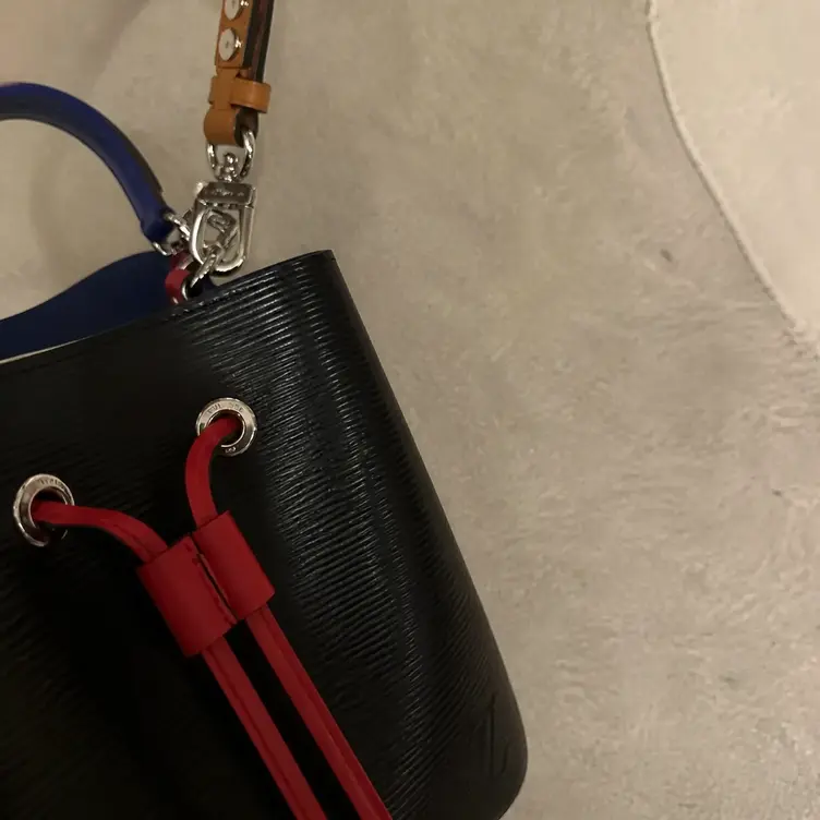Epi Leather NeoNoe BB-Exclusive Prelaunch-Noir Safran HL-M53611 photo review