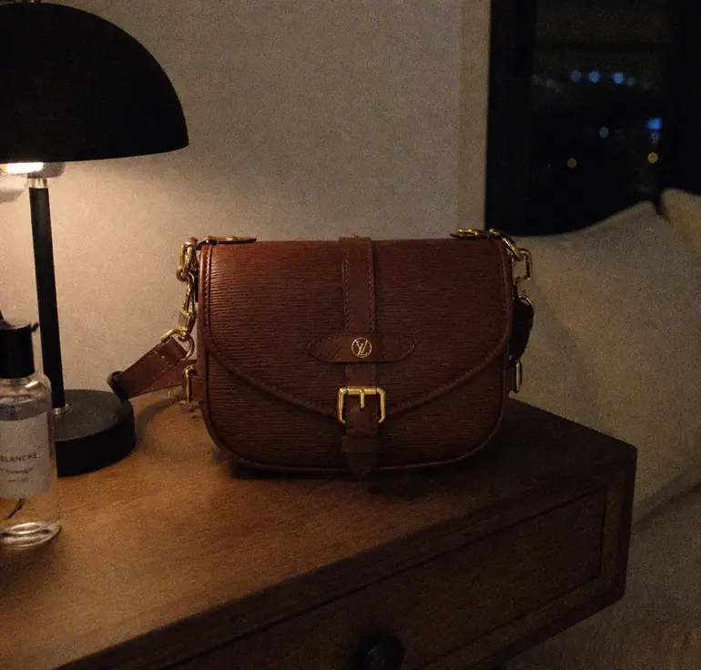 Epi Leather Saumur BB Camel M234691Camel photo review