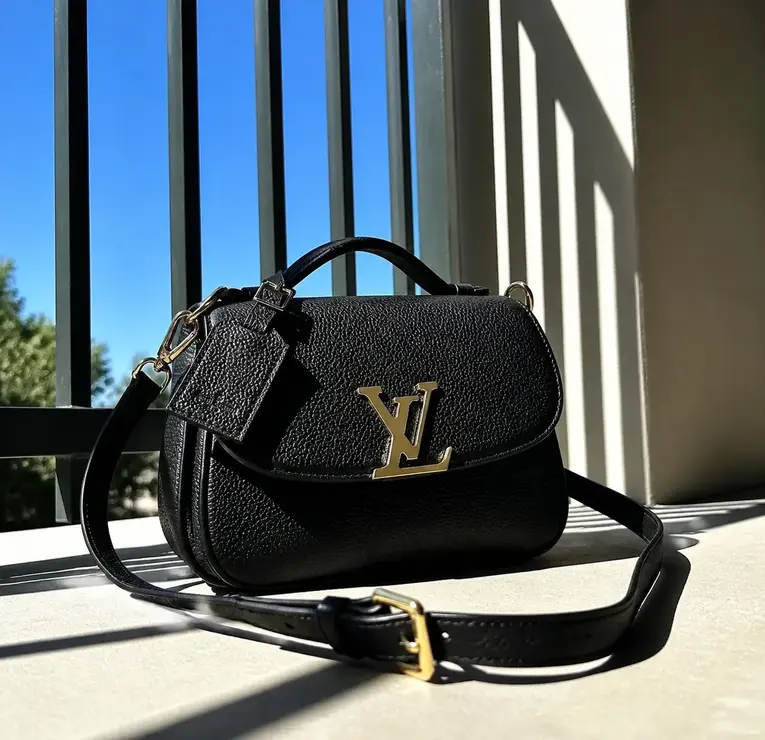 Fall-Winter 2018 Neo Vivienne-Black M54057 photo review