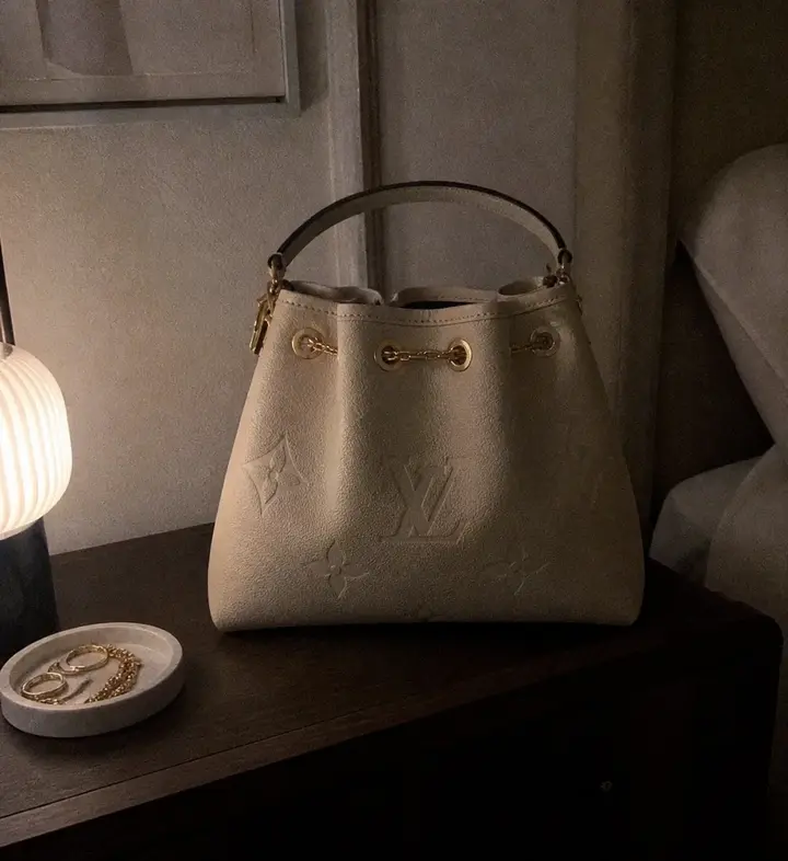 LV Bundle M25452 photo review
