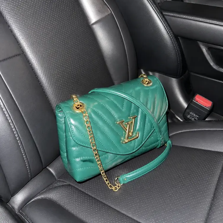 LV New Wave Chain Bag M58664 photo review