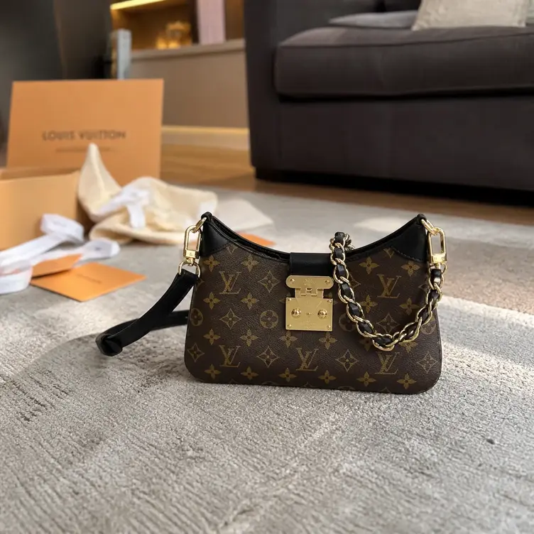LV Twinny M46659 photo review