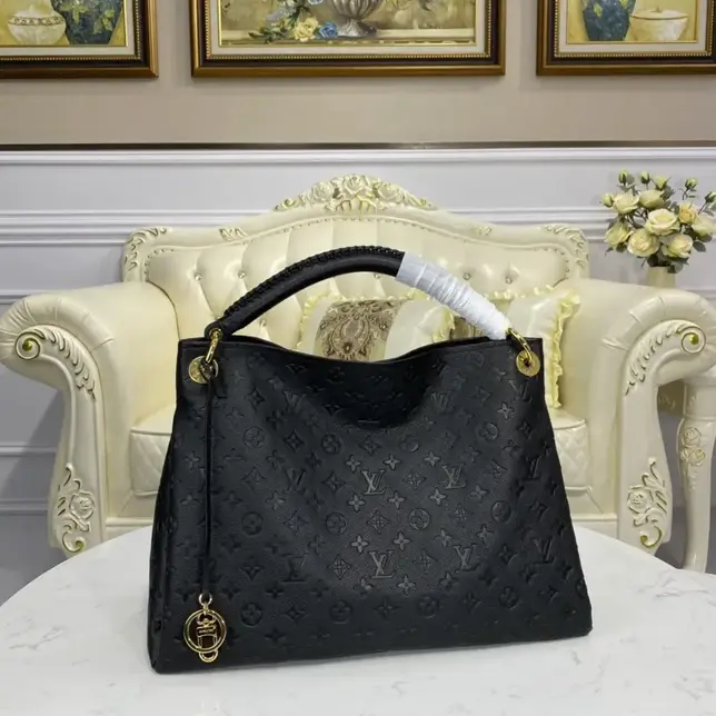 Monogram Empreinte Artsy MM-Black M41066 photo review