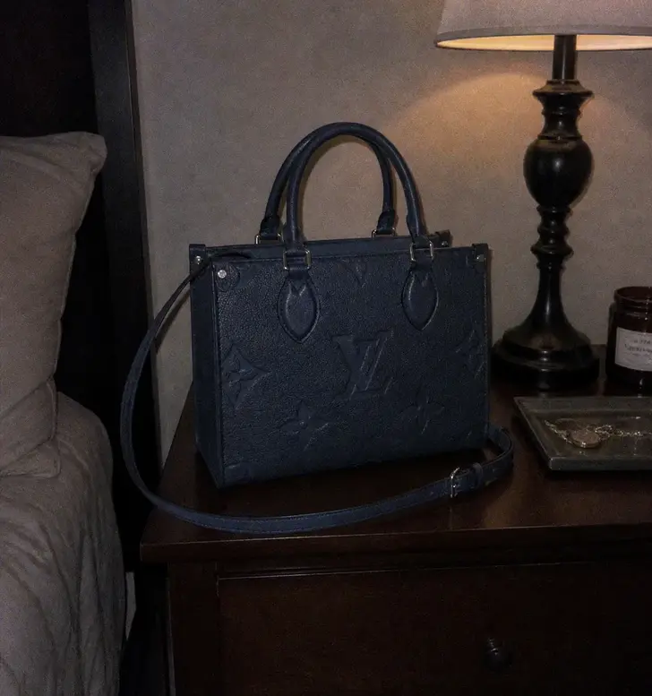 Monogram Empreinte OnTheGo PM Tote M58956 photo review
