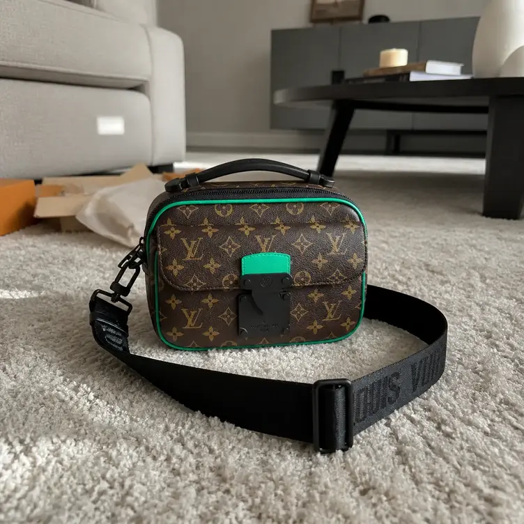 Monogram Macassar S Lock Messenger M46246-Green photo review