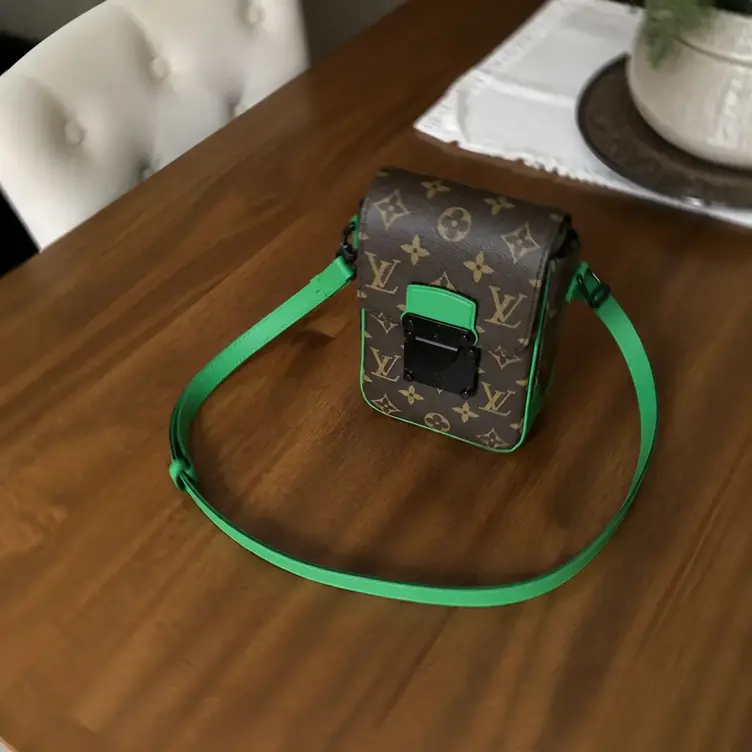 Monogram Macassar S-Lock Vertical Wearable Wallet-Green M81522-Green photo review