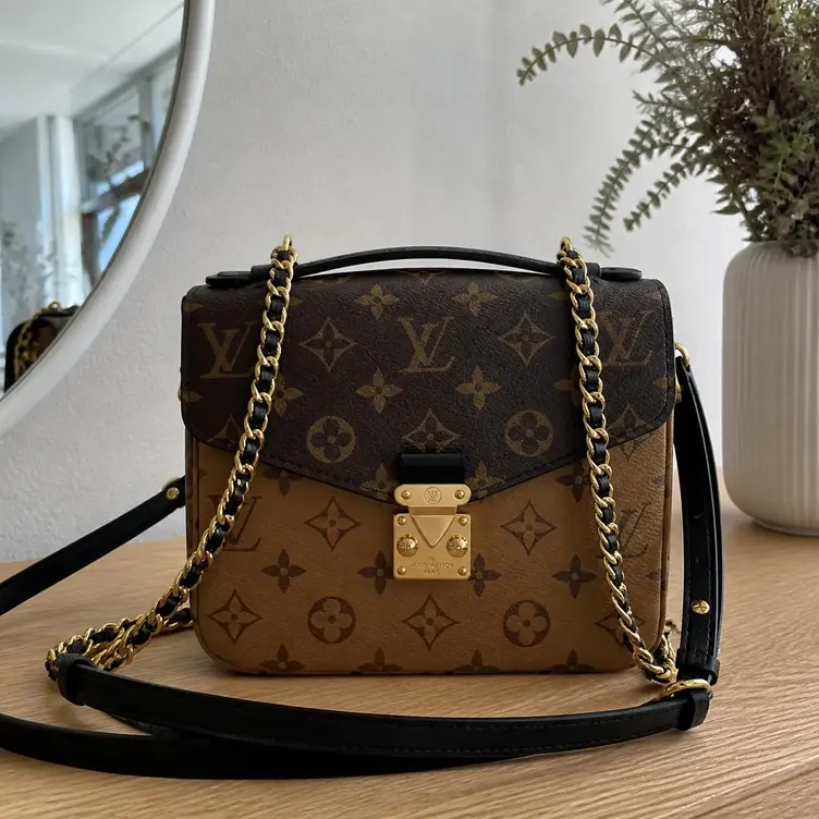 Pochette Metis Backpack M11941 photo review