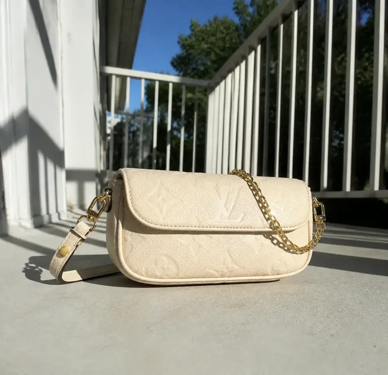 Wallet on Chain Ivy M82210 photo review