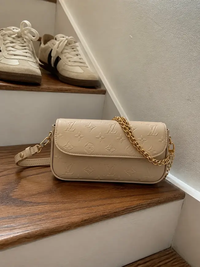 Wallet On Chain Ivy M14714 photo review