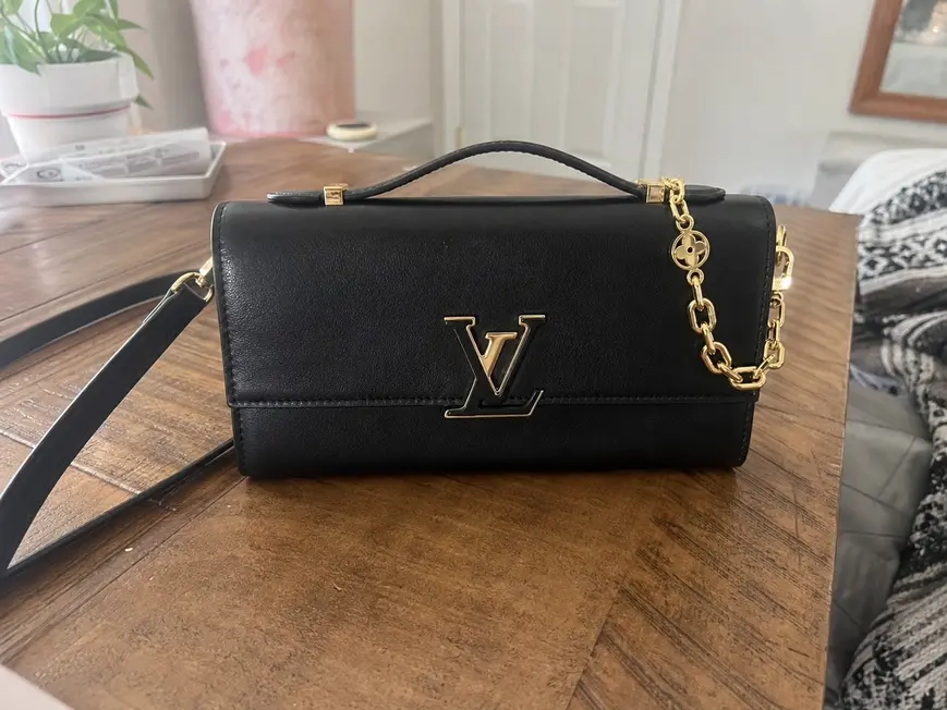 Wallet On Chain Capucines M12143 photo review