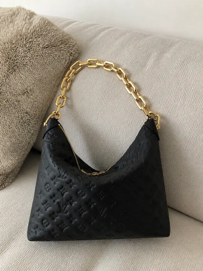 Coussin Hobo MM M12068 photo review
