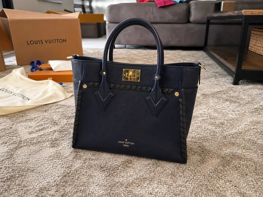 Monogram Flowers On My Side PM Bag M21568 photo review