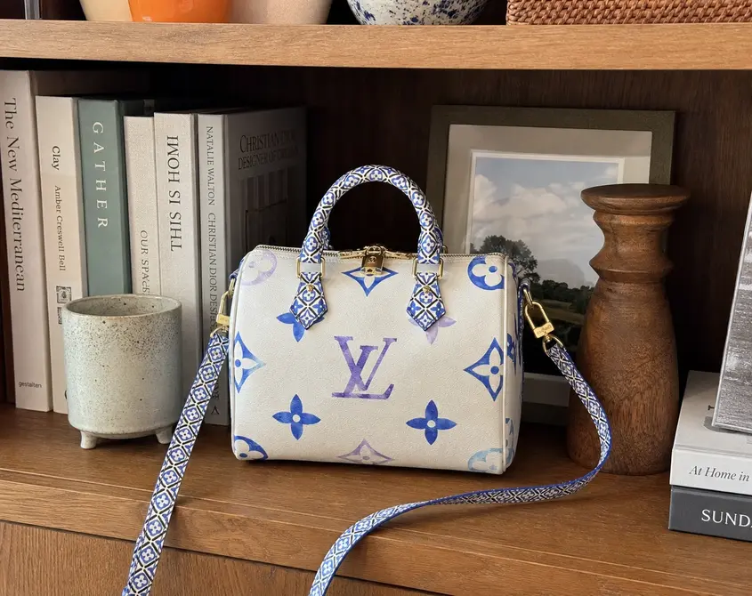Giant Monogram Speedy Bandouliere 25-Blue M22987-Blue photo review