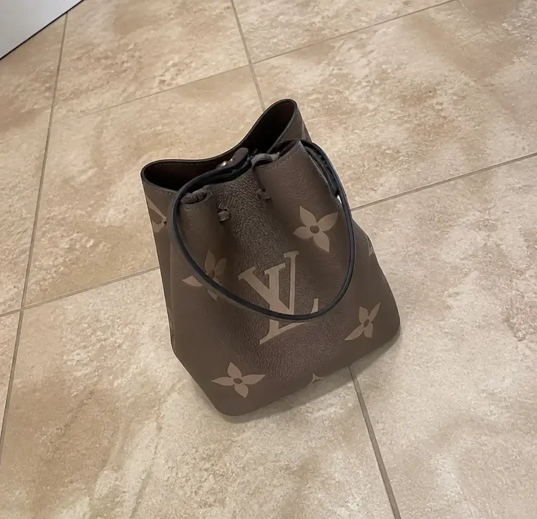 Monogram All In BB M13045 photo review