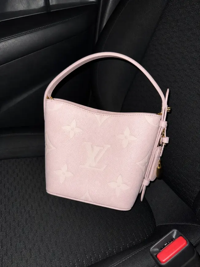 Monogram All In BB M14356 photo review