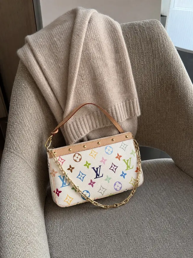 LV x TM Pochette Accessoires M13404 photo review