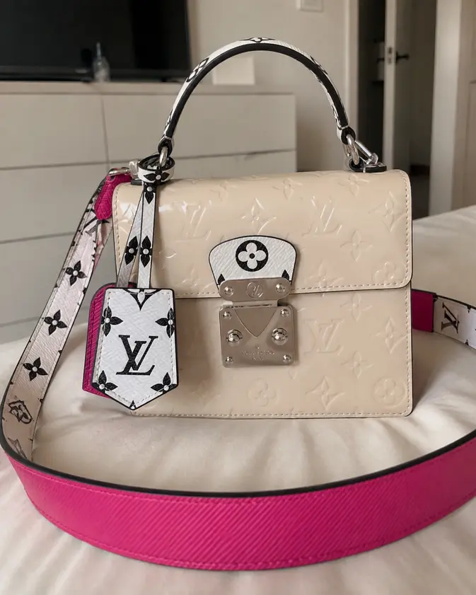 2019 Monogram Vernis Spring Street-Cream M90454 photo review