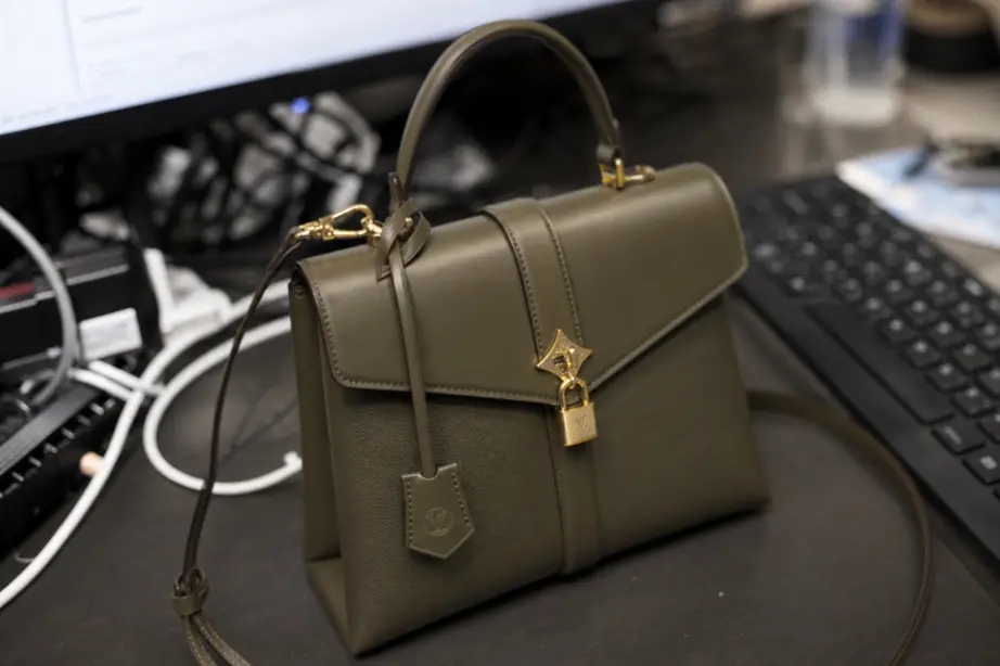 2019 Rose des Vents MM-Khaki M53819 photo review