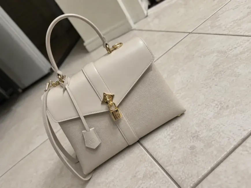 2019 Rose des Vents MM-Cream M53815 photo review