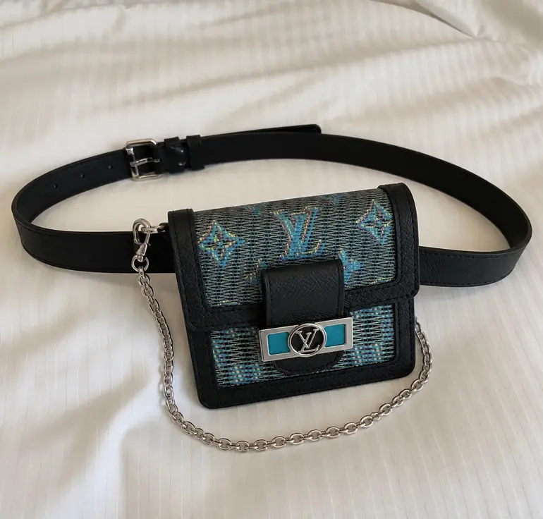 2019 Monogram LV Pop Bumbag Dauphine BB-Blue M68619 photo review