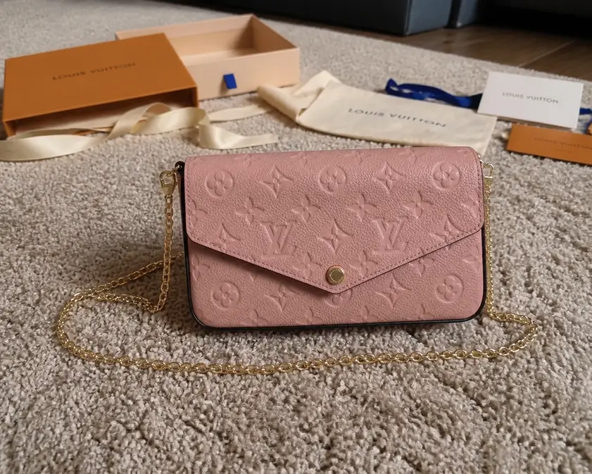 2020 Felicie Pochette-Pink M67856 photo review