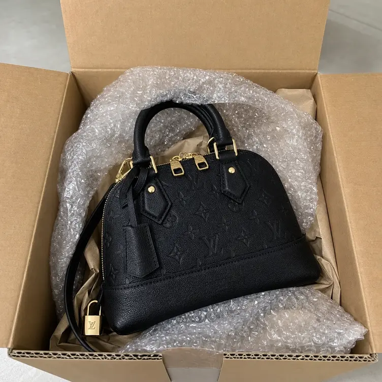 Monogram Empreinte NeO ALMA BB-Black M44829 photo review
