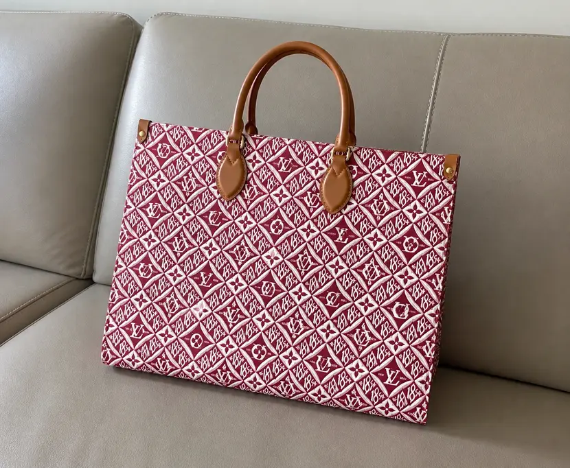 2020 Spring Onthego GM-Red M44576-2020-Red photo review
