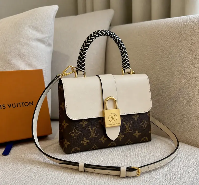 Monogram Canvas Locky BB-Creme Beige M45155 photo review