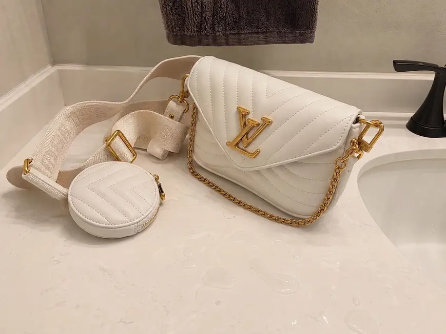 New Wave Multi-Pochette Crossbody Handbag-Snow White M56466 photo review