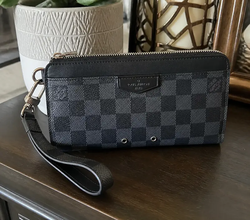 Summer 2021 Damier Graphite Zippy Dragonne Wallet N60379 photo review