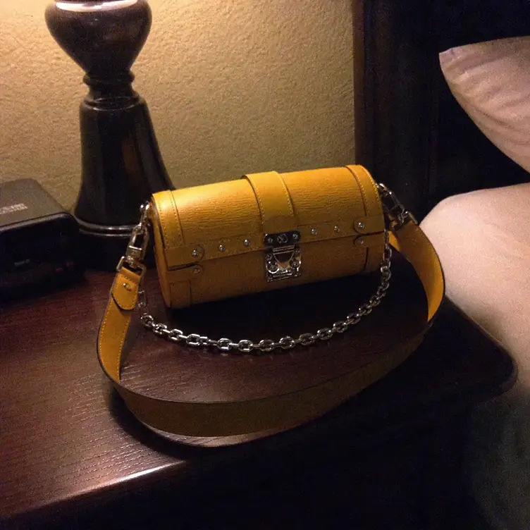 Epi Papillon Trunk Handbag-Yellow M58647 photo review