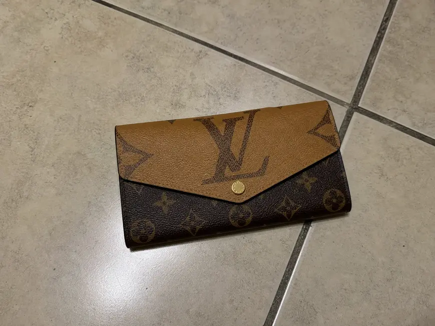 Monogram Reverse Sarah Wallet M80726 photo review