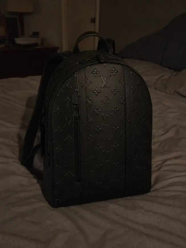 Monogram Seal Armand Backpack-Black M57959 photo review