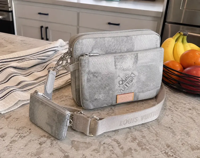 Damier Salt Canvas Trio Messenger-Stone Gray N50068 photo review